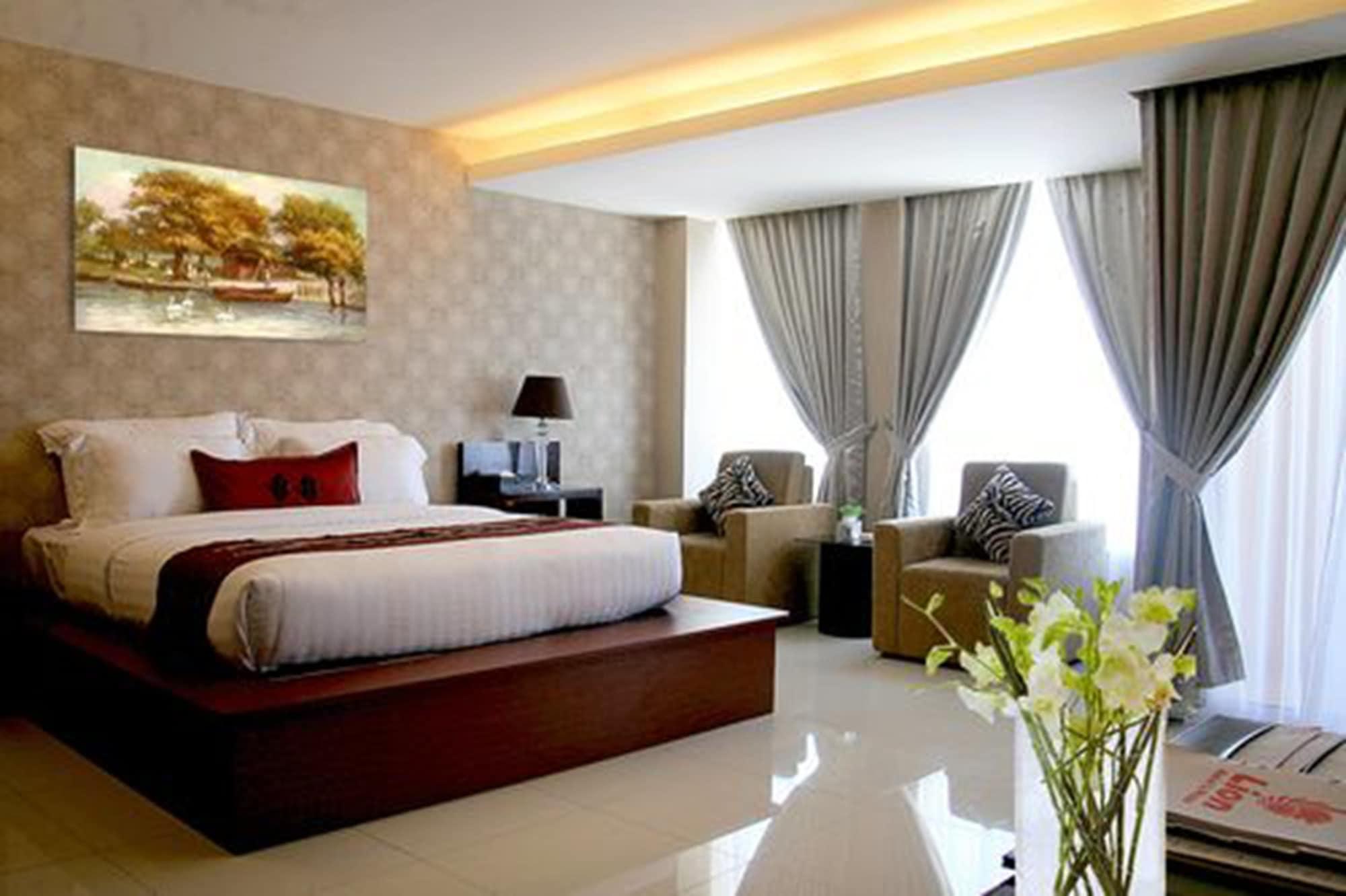 Lion Hotel&Plaza Manado Exterior foto